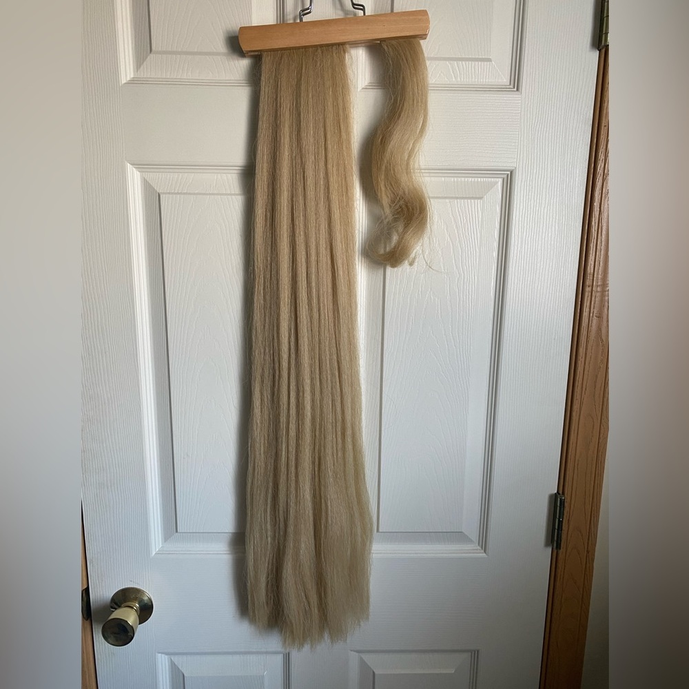 INH Hair Ariana Champagne Blonde